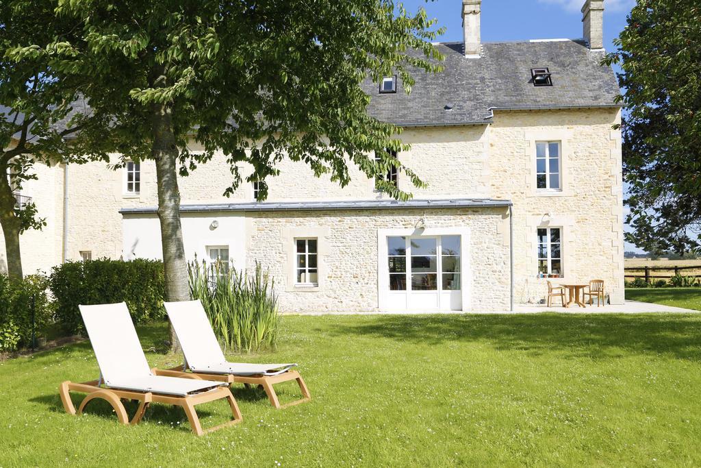 ลา แฟร์ม เดอ ลา กรงด์ Villa Magny-en-Bessin ภายนอก รูปภาพ